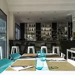 Checkin Valencia Ciscar 酒店