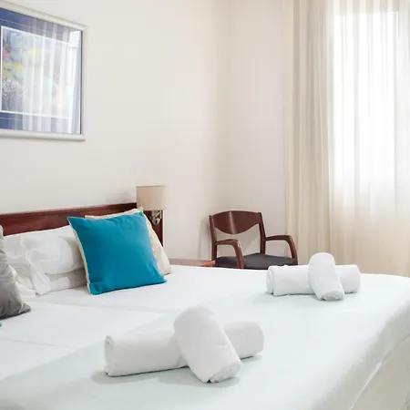 Checkin Valencia Ciscar 4* 皮卡尤恩