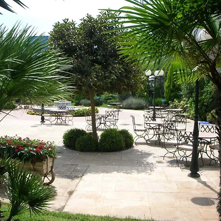 Checkin Valencia Ciscar Hotel 4*