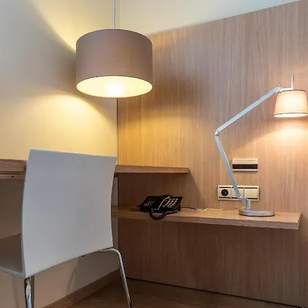 Checkin Valencia Ciscar 4*