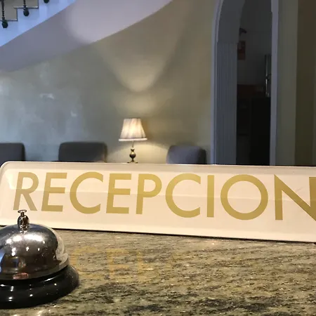 Ξενοδοχείο Checkin Valencia Ciscar 4*