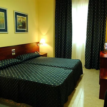 Checkin Valencia Ciscar Ξενοδοχείο 4*