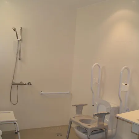 Ξενοδοχείο Checkin Valencia Ciscar 4*