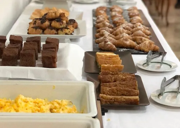 Checkin Valencia Ciscar 4* Пикания