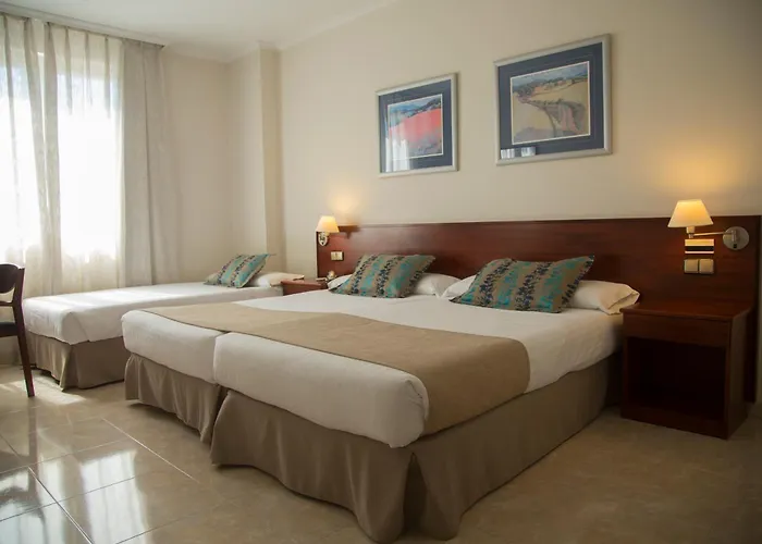 Checkin Valencia Ciscar Пикания