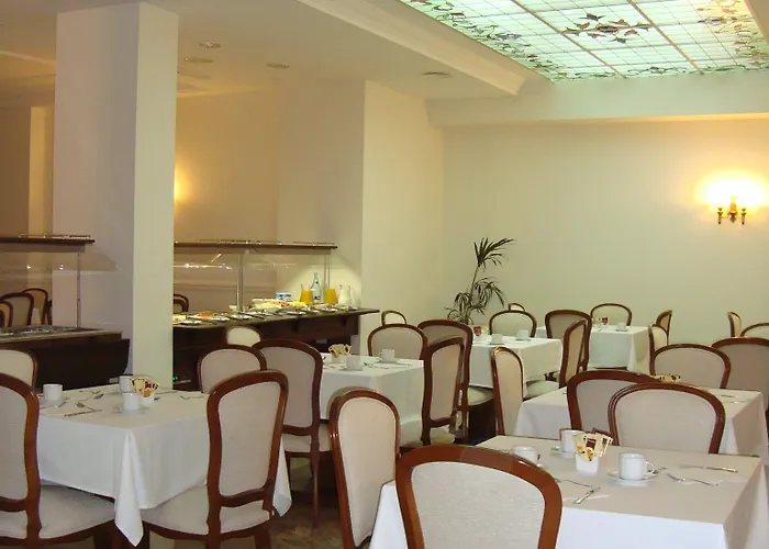 Checkin Valencia Ciscar Отель 4*