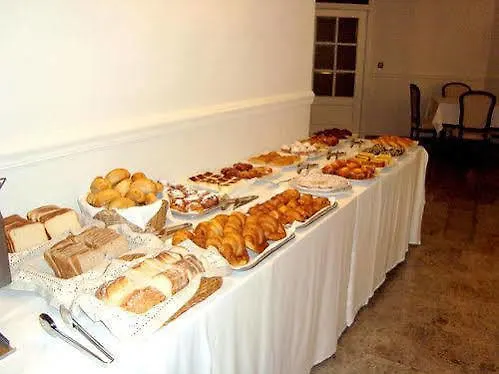 Checkin Valencia Ciscar Пикания