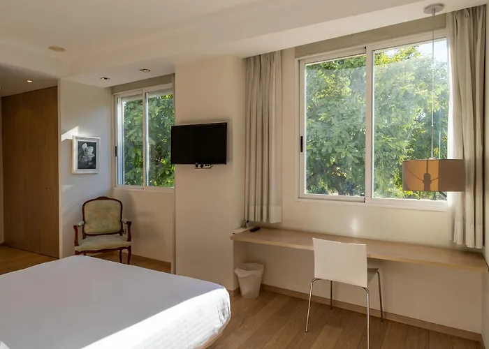 Checkin Valencia Ciscar Hotel 4*