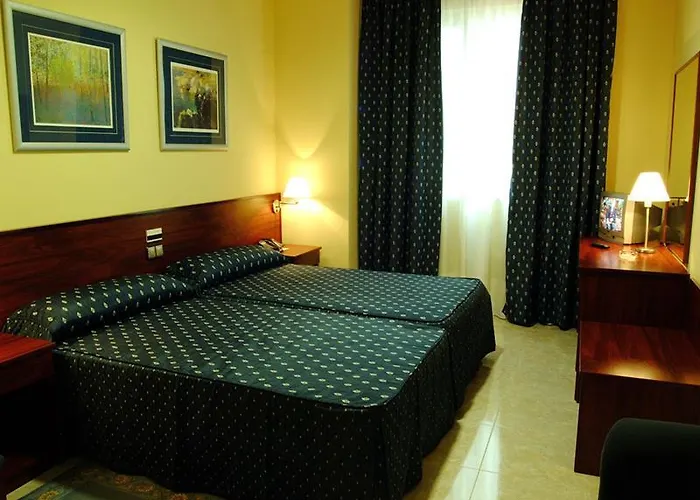 Checkin Valencia Ciscar Szálloda 4*