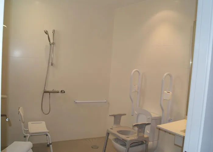 Szálloda Checkin Valencia Ciscar 4*