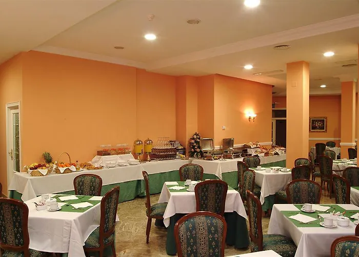 Checkin Valencia Ciscar Szálloda 4*